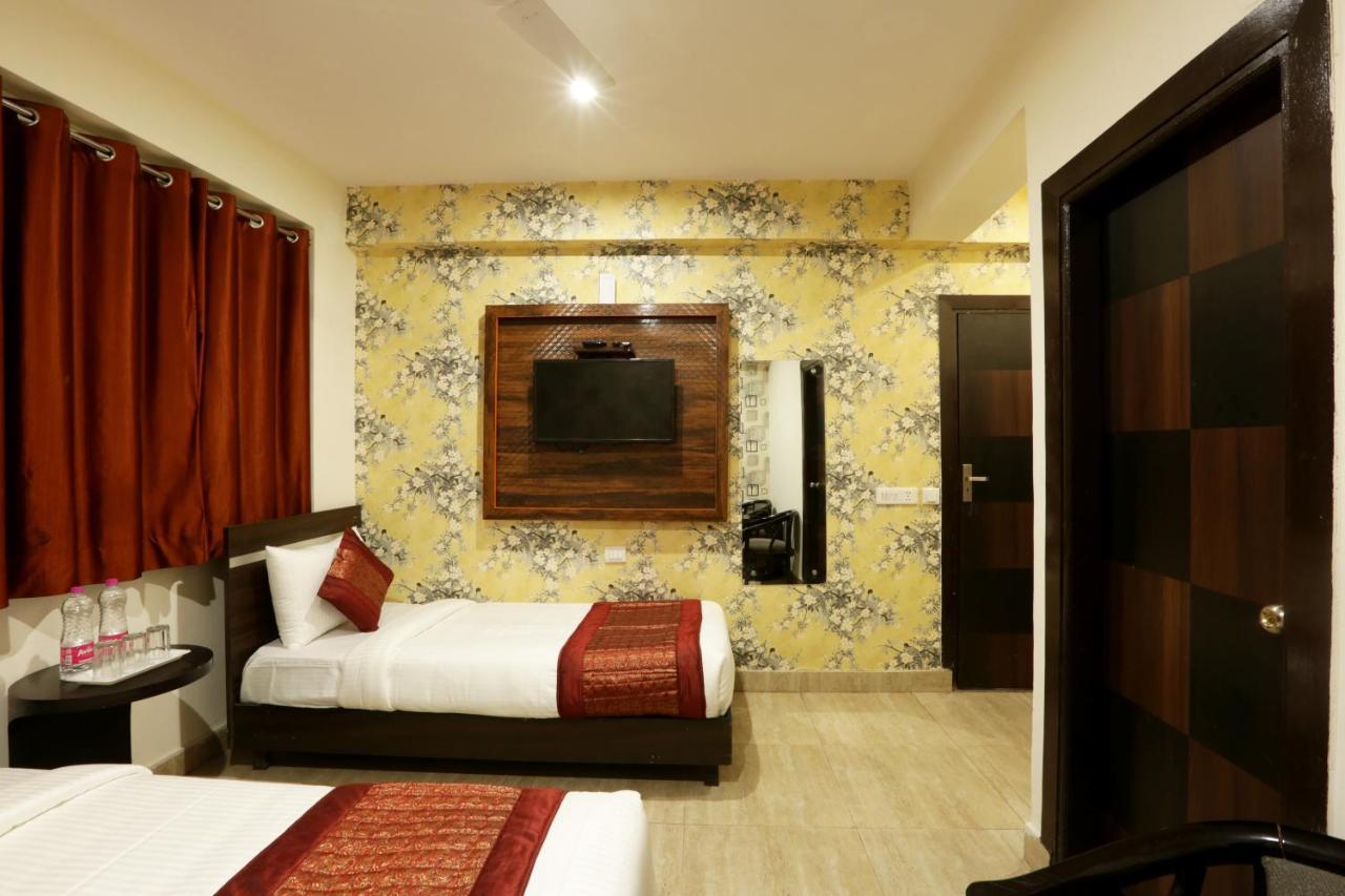 Hotel Square Stay New Delhi Buitenkant foto